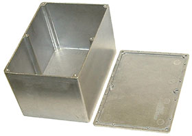 6.73in X 4.76in X 4.17in Die Cast Aluminum Box