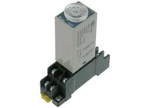 Adj. Delay on Start Relay. 12VDC 2-60Sec. With Socket